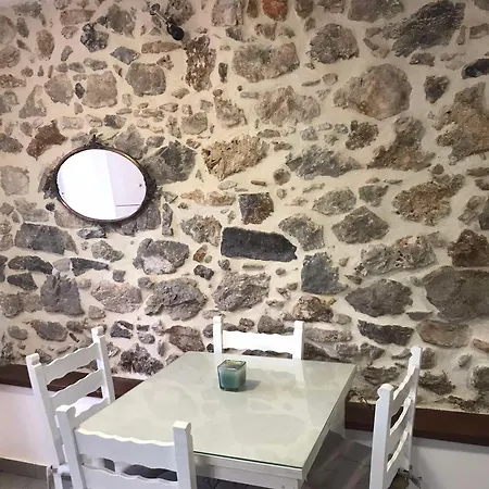 Metaxias House * Leonídion